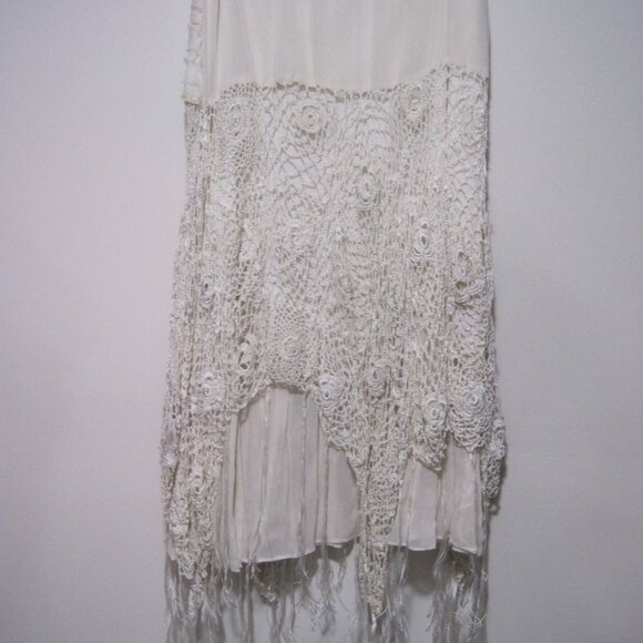 Paradise NY Beige Rayon Silk Crochet Lace Ruffle Tasseled Skirt Women's Size 8 - Picture 5 of 6